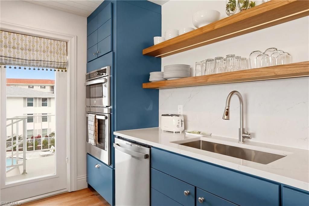 322 Harbour Dr, Unit 302D, Naples, FL 34103 Photo