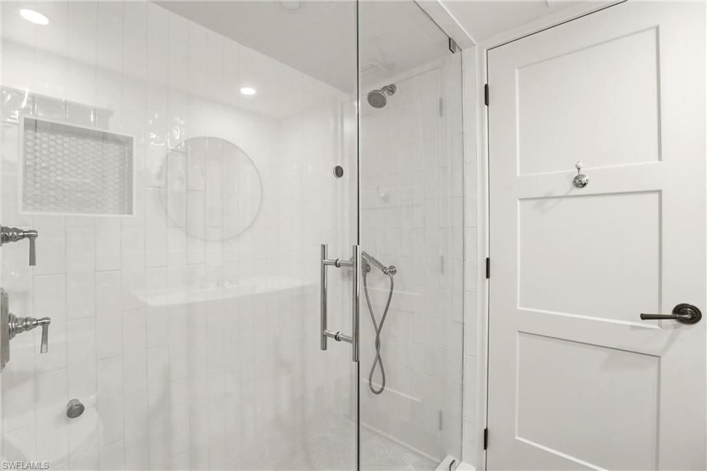 322 Harbour Dr, Unit 302D, Naples, FL 34103 Photo