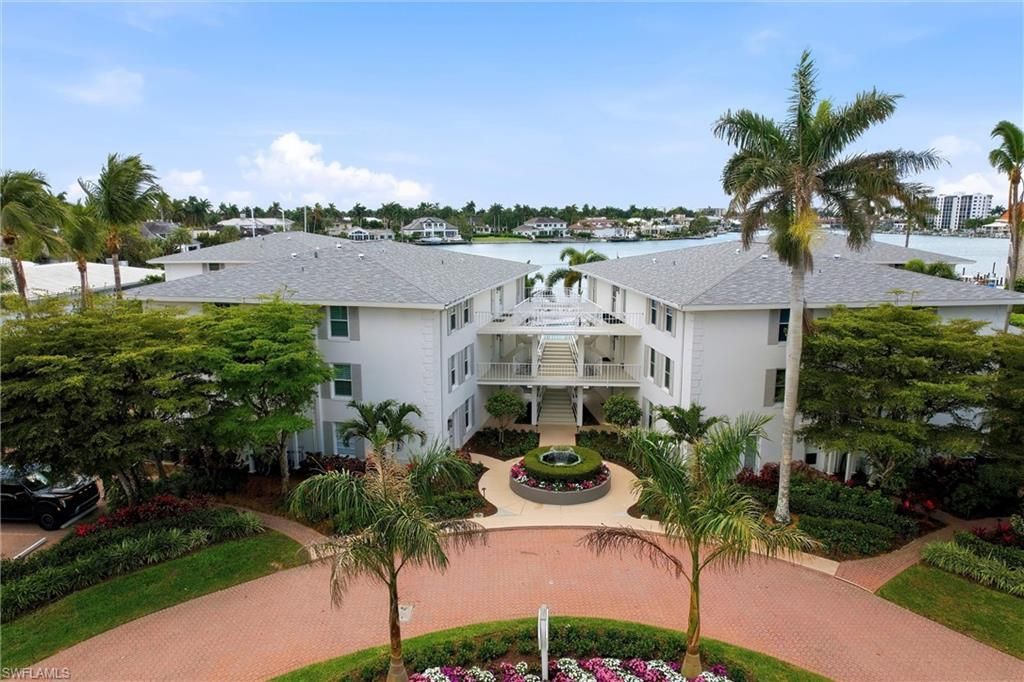 322 Harbour Dr, Unit 302D, Naples, FL 34103 Photo