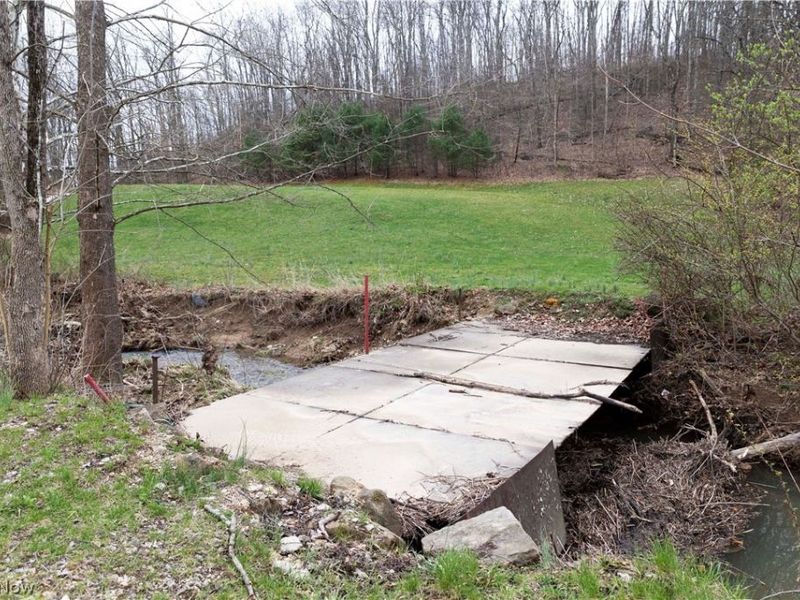 8766 Glenwood Road, Cumberland, OH 43732 Photo 23