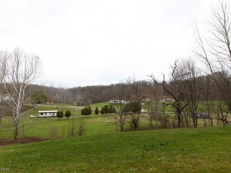 8766 Glenwood Road, Cumberland, OH 43732 Photo 27
