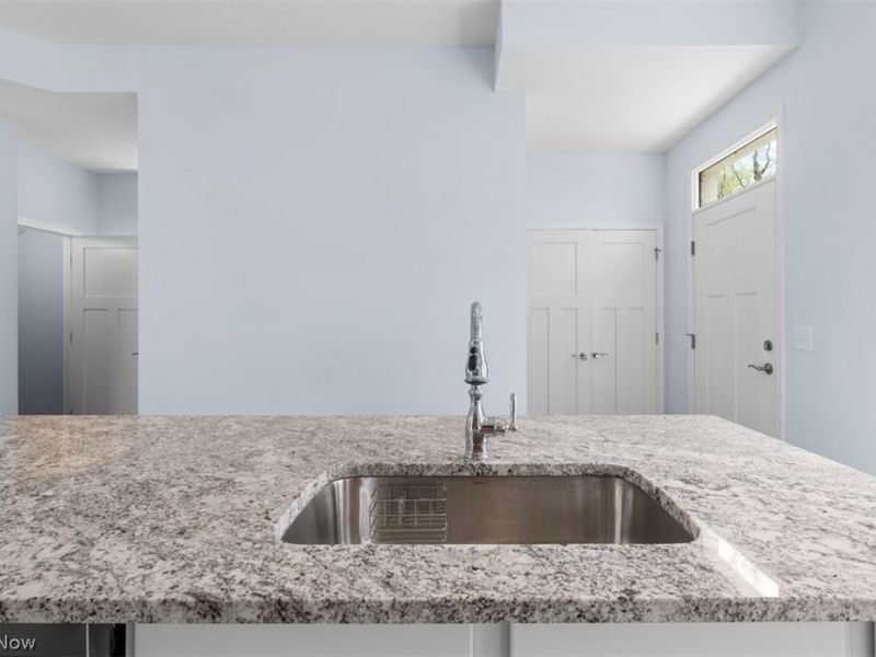 1523 E 122 Street, Cleveland, OH 44106 Photo 22