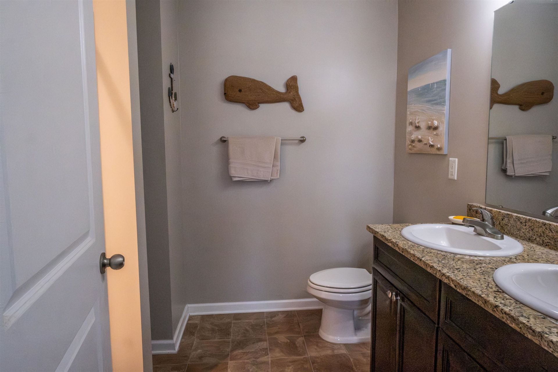 1792 Heirloom Dr. Photo 13