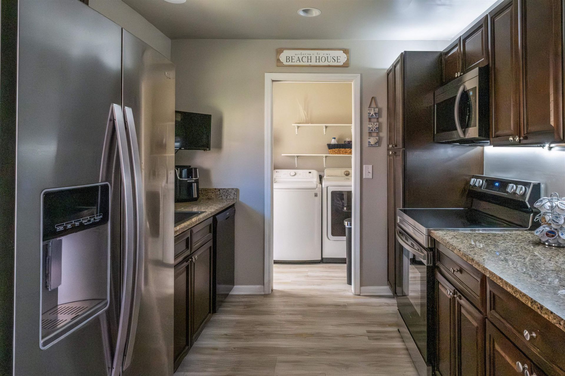 1792 Heirloom Dr. Photo 18