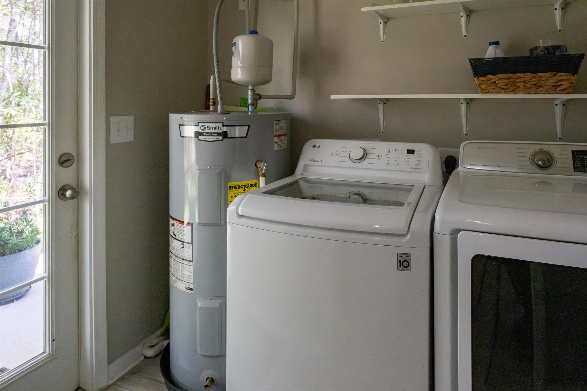 1792 Heirloom Dr. Photo 21