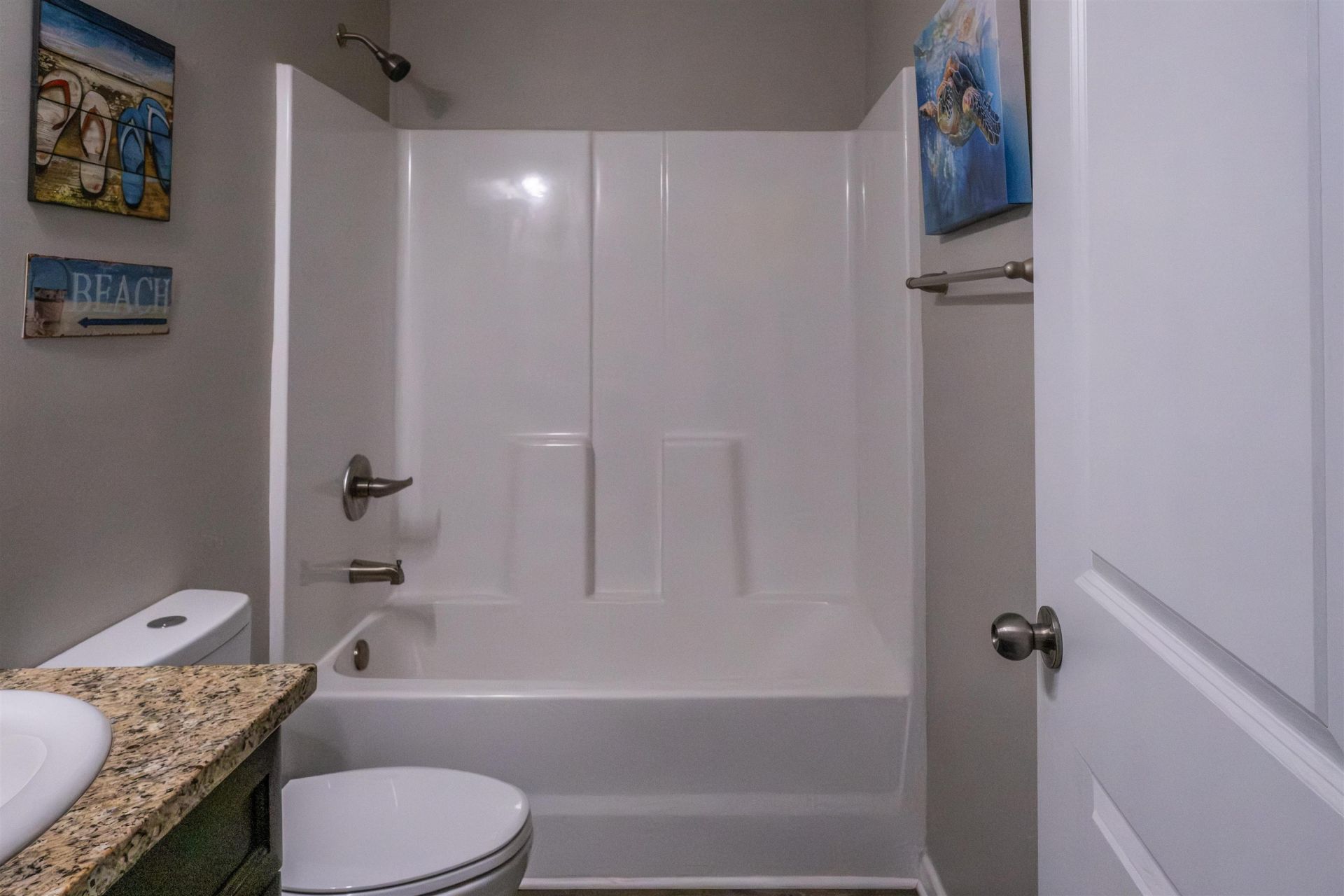 1792 Heirloom Dr. Photo 28