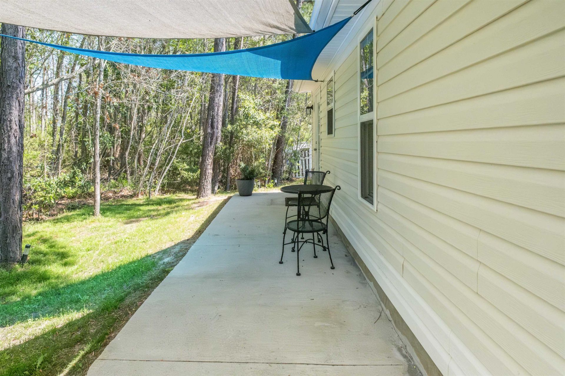 1792 Heirloom Dr. Photo 29