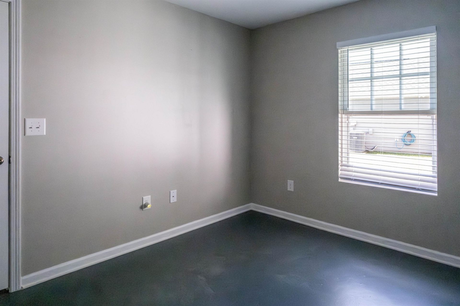 1792 Heirloom Dr. Photo 29