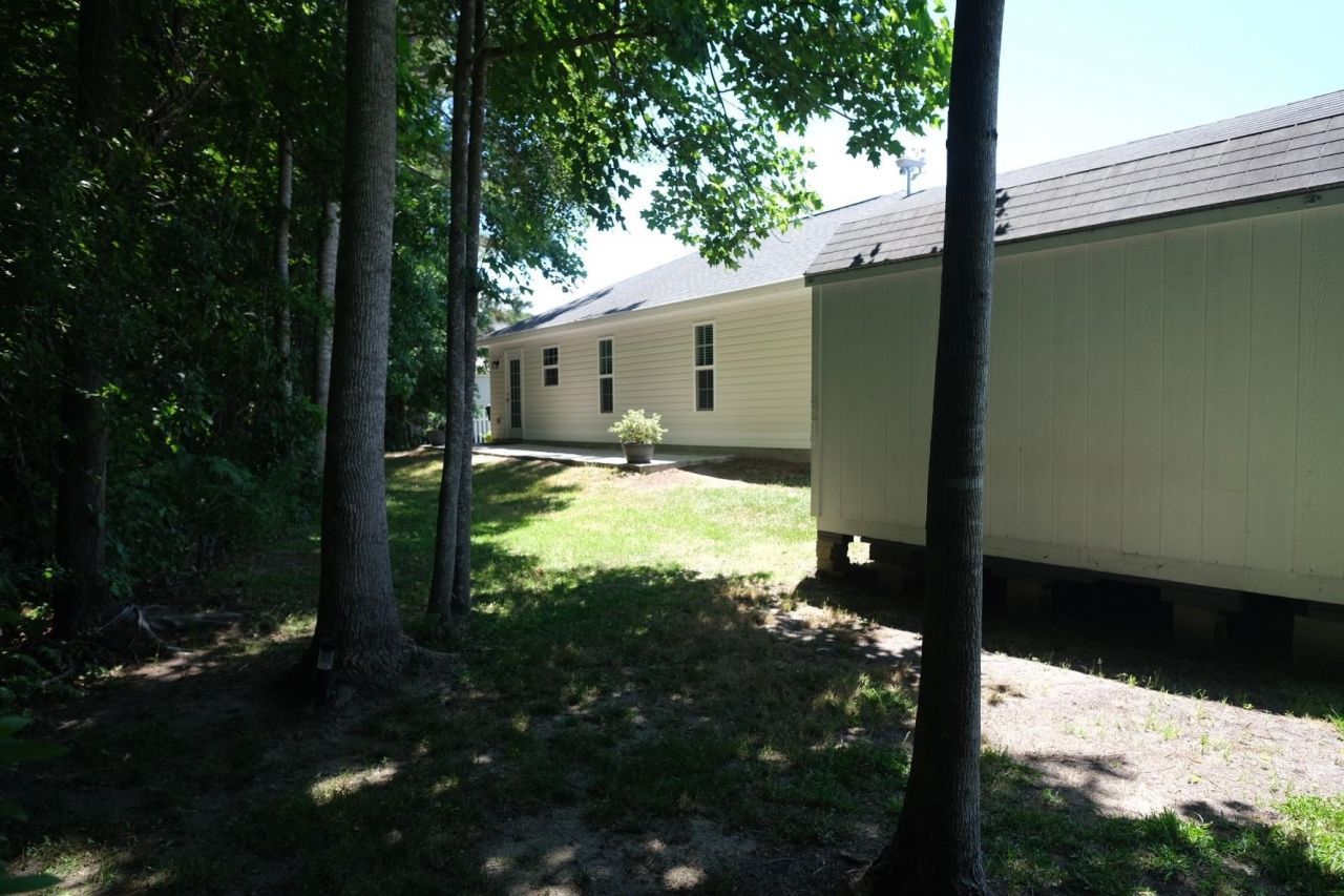 1792 Heirloom Dr. Photo 35