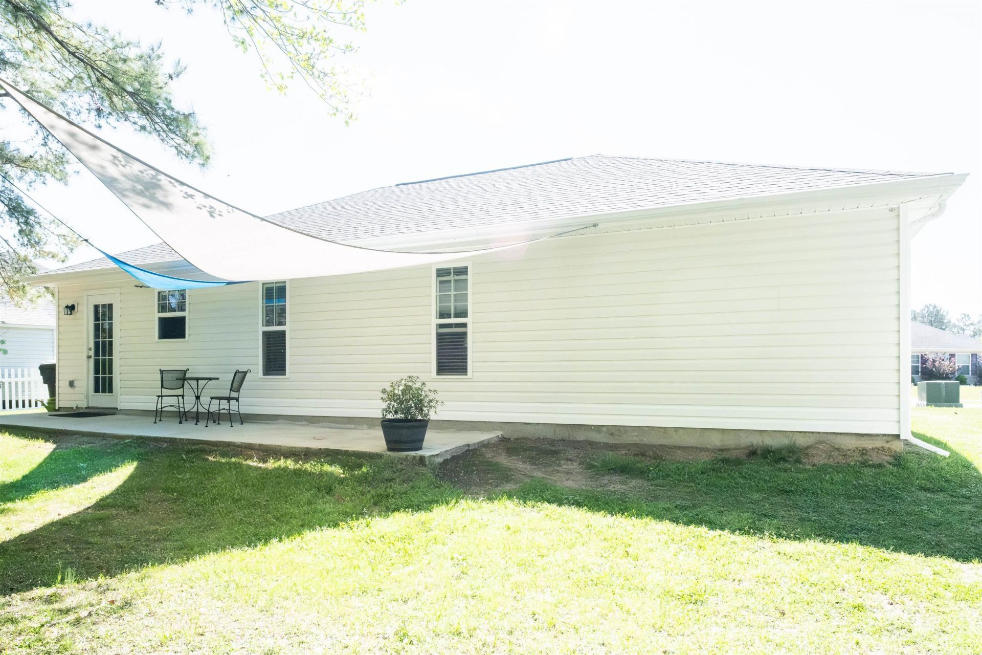 1792 Heirloom Dr. Photo 6