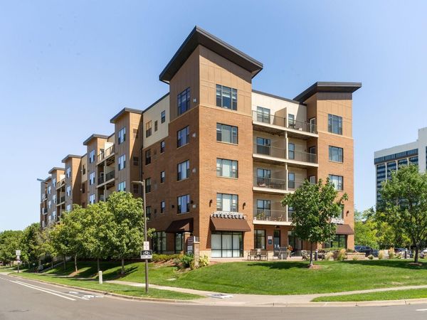 1155 Ford Road, Unit 513, Saint Louis Park, MN 55426