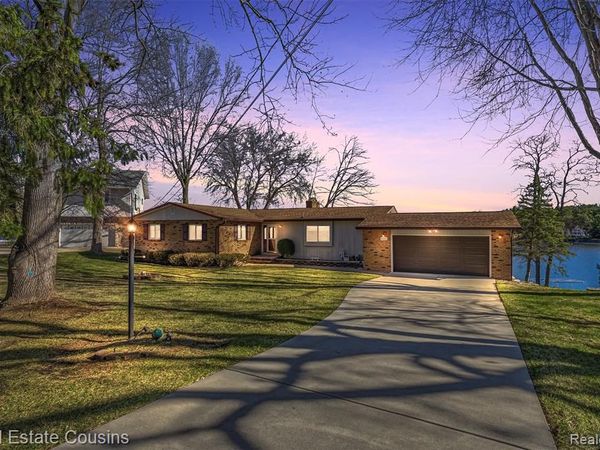 8028 Ore Knob Drive , Tyrone Twp, MI 48430