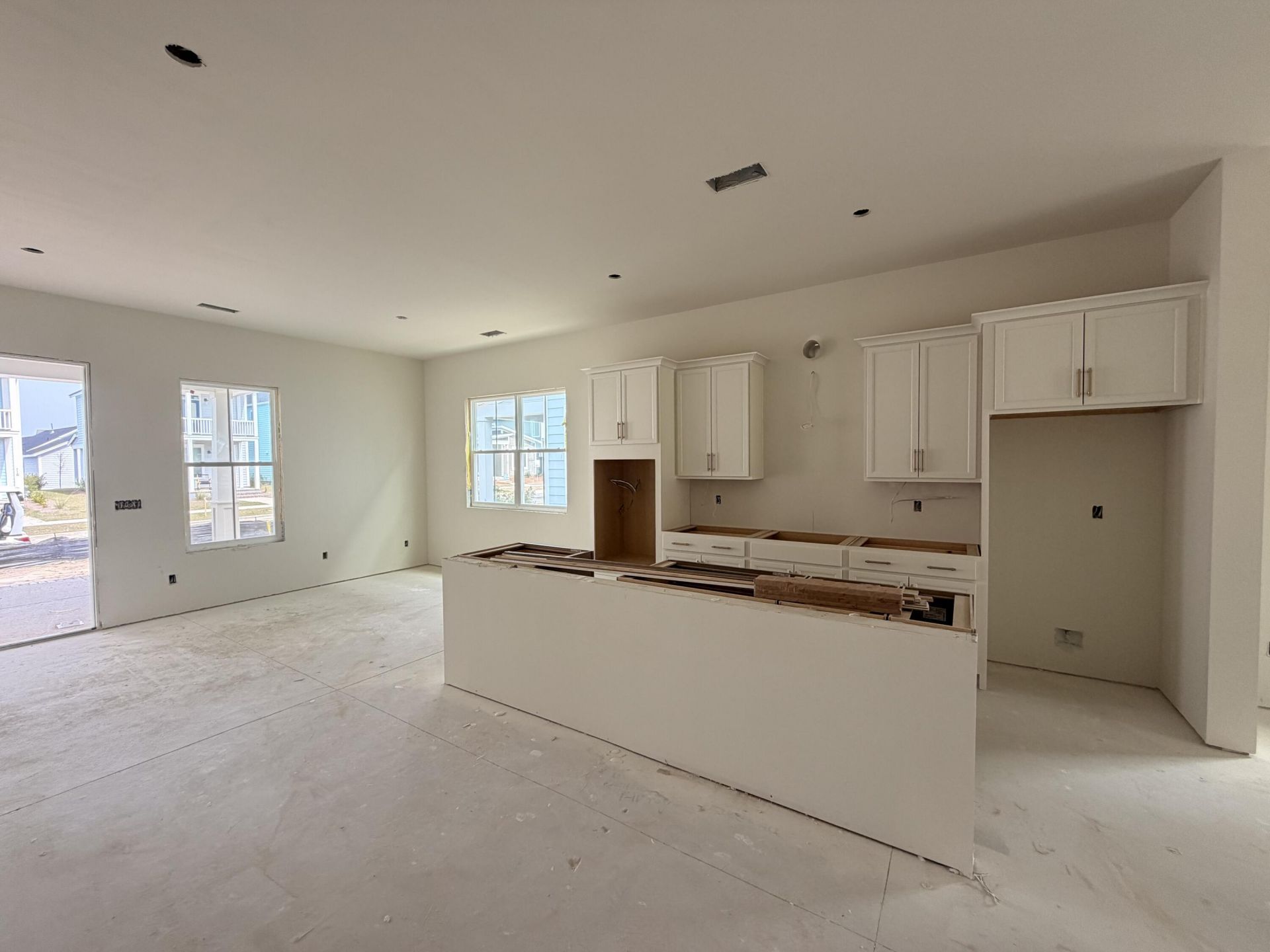 711 Rumbling Leaf Lane Photo 7