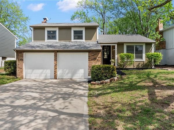 12605 Locust Street, Olathe, KS 66062
