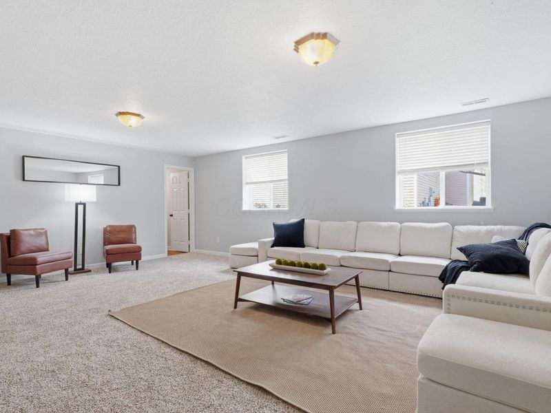 250 Durand Street , Pickerington, OH 43147 Photo 48