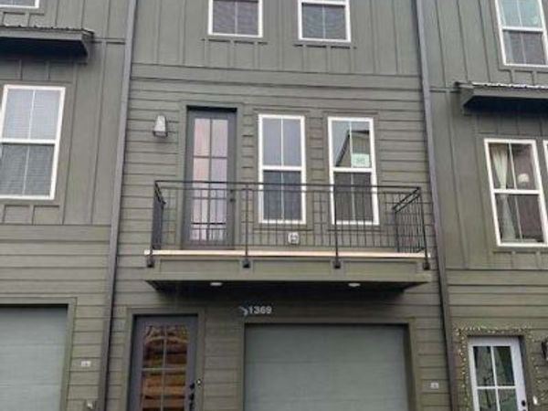 1369 Breezy Circle SE, Unit 98, Atlanta, GA 30315