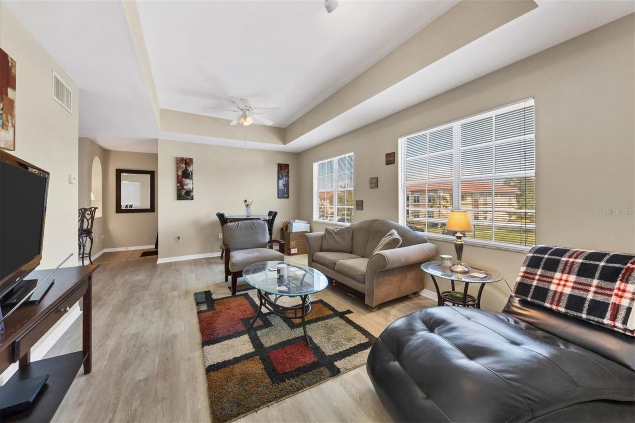 1015 Villagio Circle , Unit 202, Sarasota, FL 34237 Photo