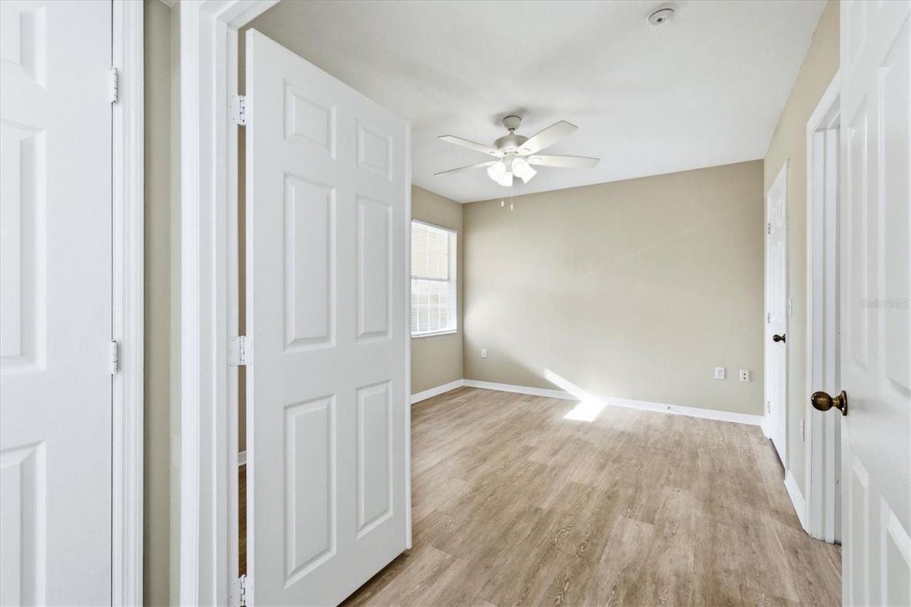 1015 Villagio Circle, Unit 202, Sarasota, FL 34237 Photo