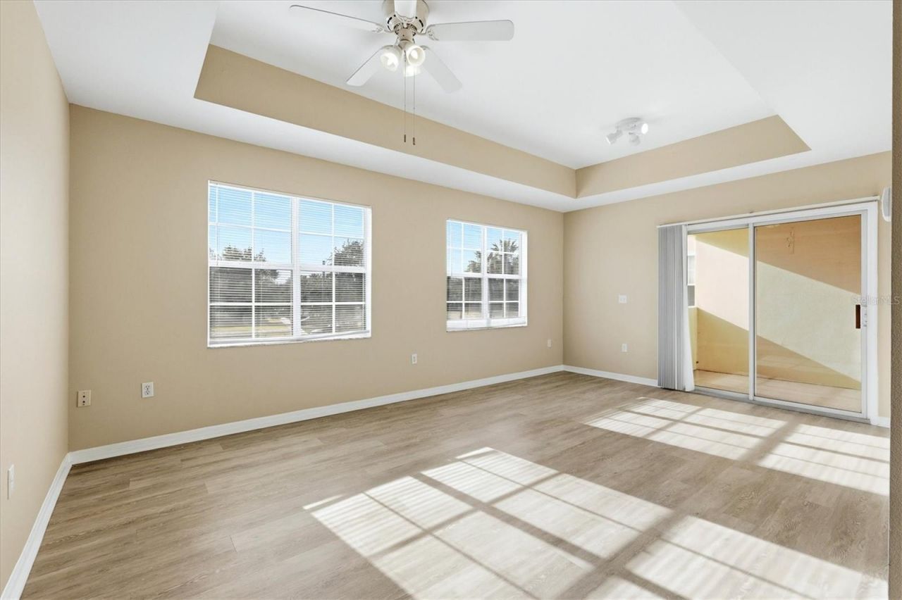 1015 Villagio Circle, Unit 202, Sarasota, FL 34237 Photo