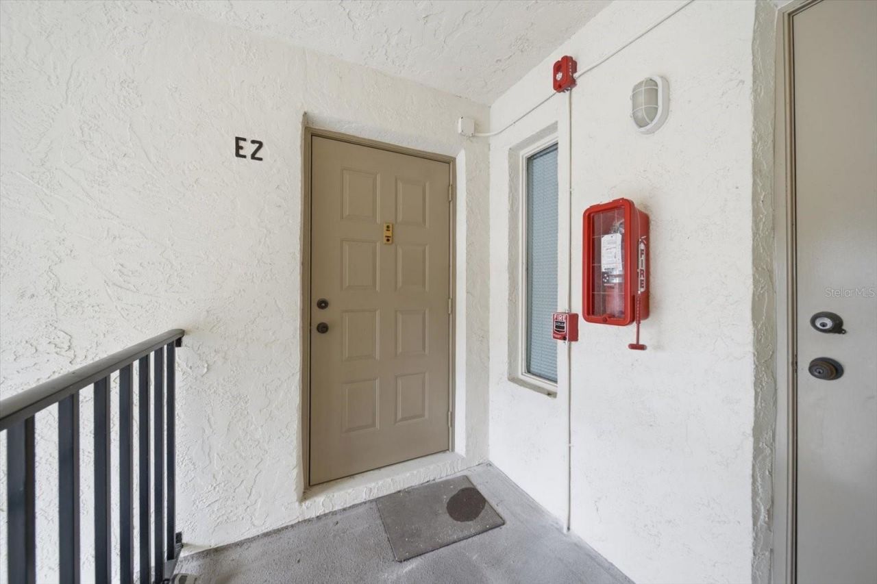 1441 Pine Glen Lane , Unit E2, Tarpon Springs, FL 34688 Photo