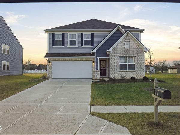 7658 Hillway Drive, Camby, IN 46113