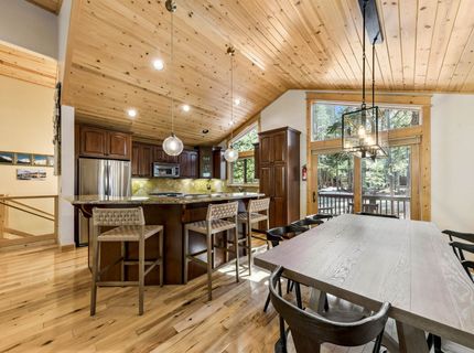 11749 Baden Road, Truckee, CA 96161 Photo