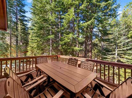 11749 Baden Road, Truckee, CA 96161 Photo