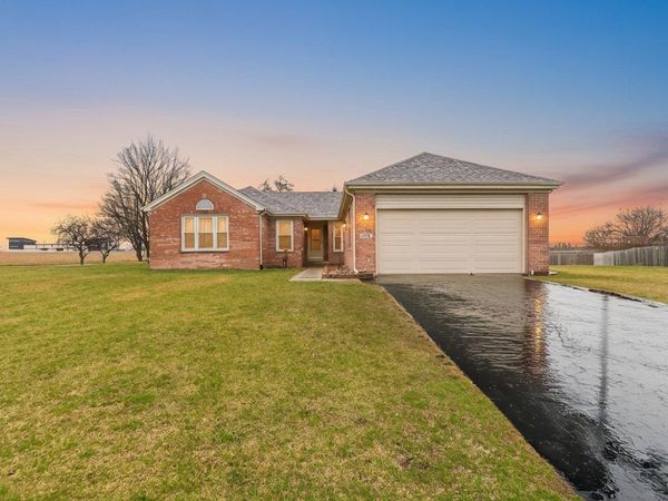 1919 Cloverdale Way, BELVIDERE, IL 61008