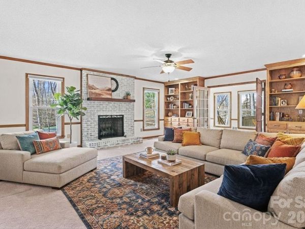 109 Normandy Avenue, Boonville, NC 27011