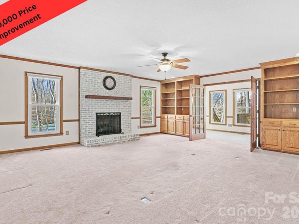 109 Normandy Avenue, Boonville, NC 27011
