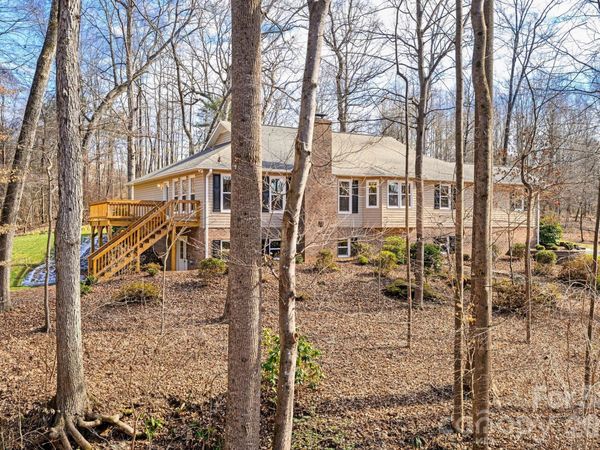 109 Normandy Avenue , Boonville, NC 27011