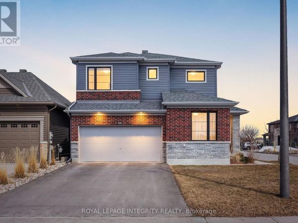 68 Malachigan Crescent, Ottawa, ON K4A1G5
