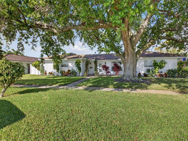 1010 SW 2nd Street, Boca Raton, FL 33486