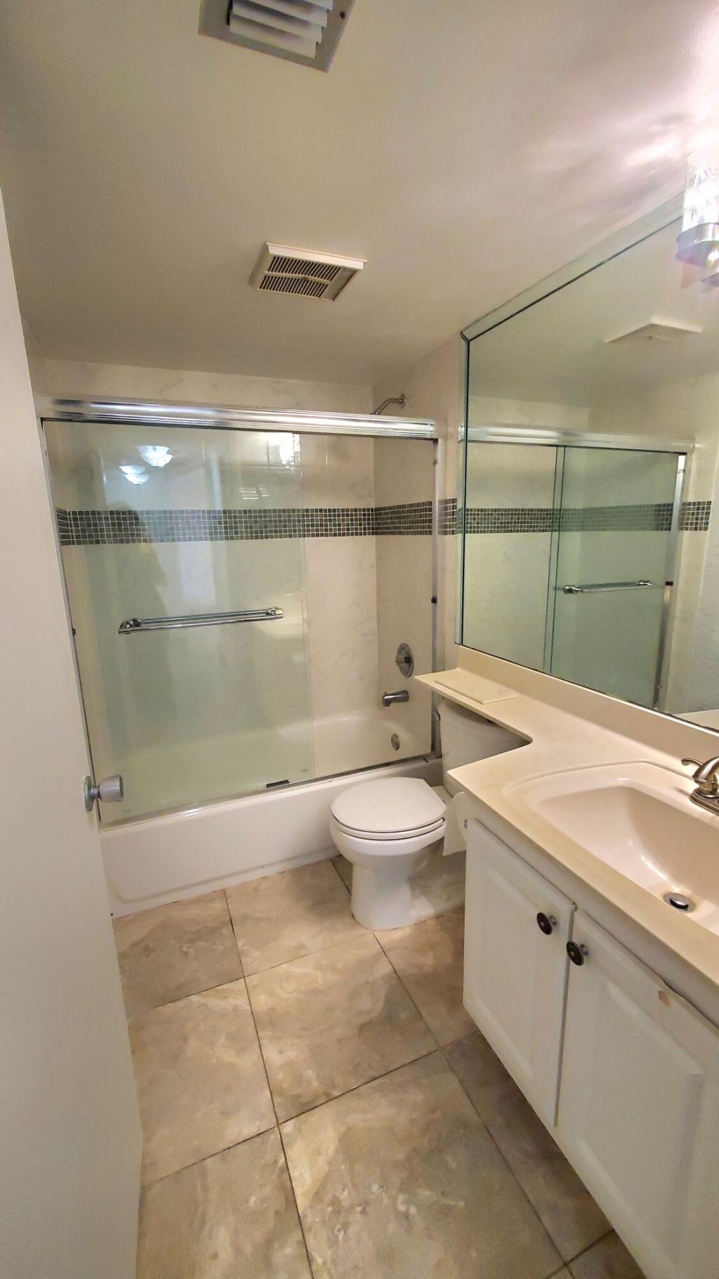 7680 NW 18th Street, Unit 105, Margate, FL 33063 Photo