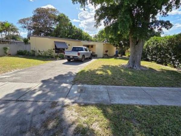 3312 SW 15th Street, Fort Lauderdale, FL 33312