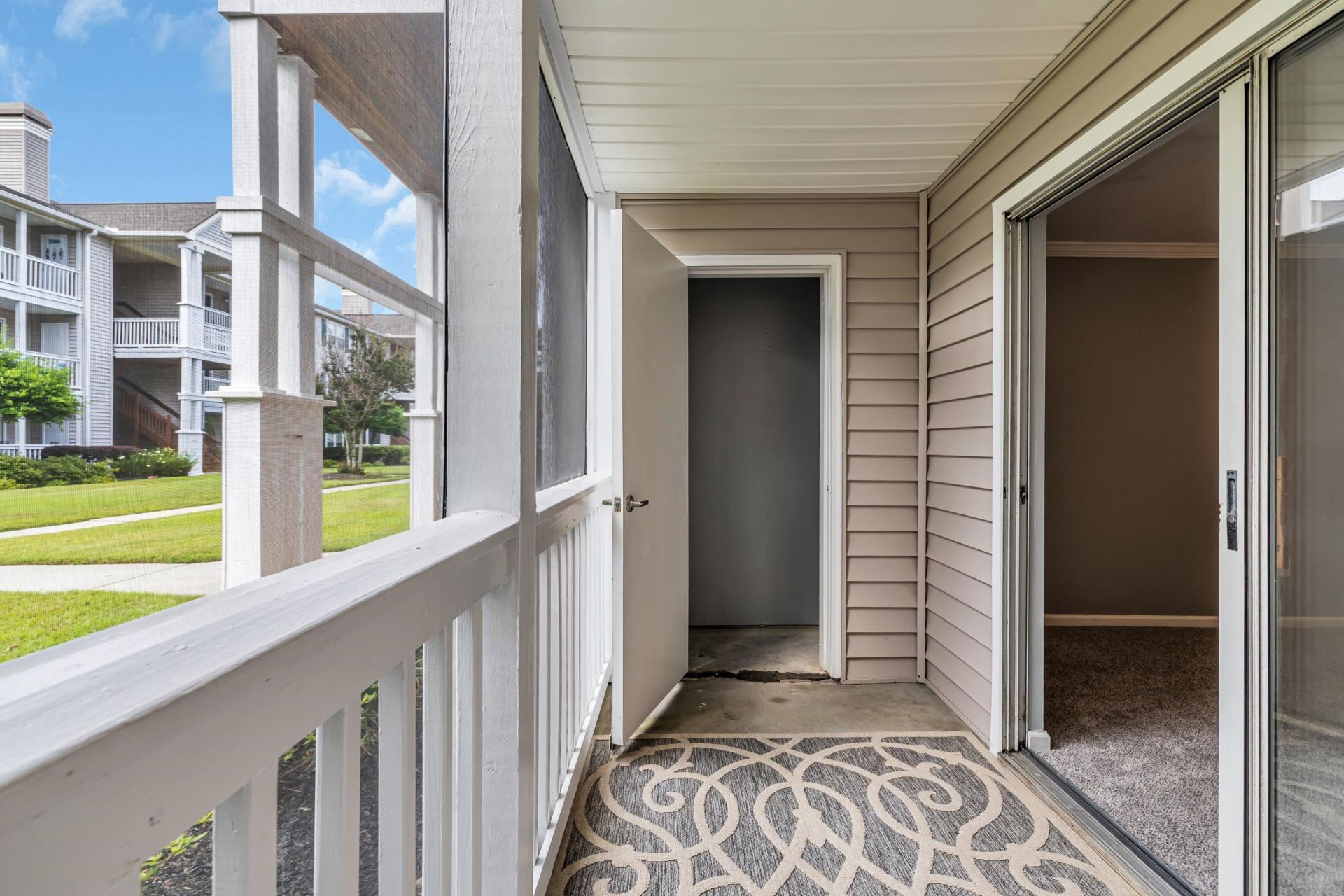 3795 Hitchcock Way Photo 20