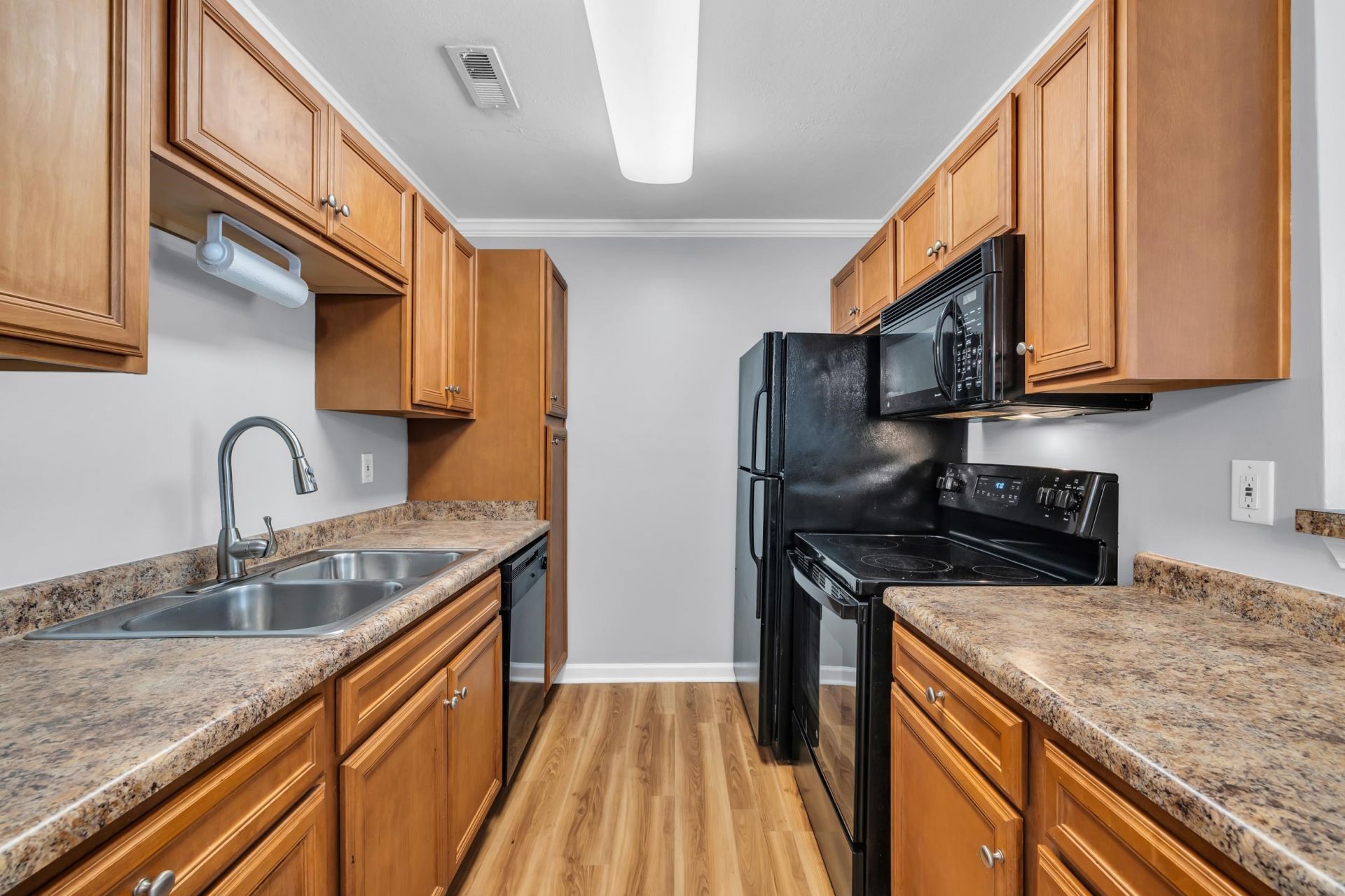 3795 Hitchcock Way Photo 7