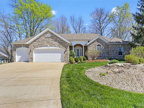 1104 Boars Head Court, Lake St Louis, MO 63367