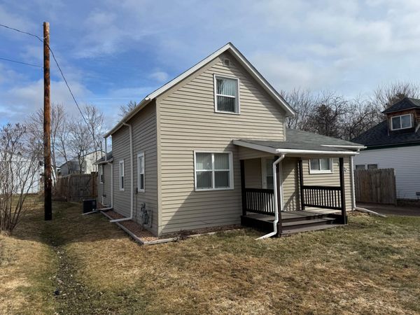 105 3rd Street SE, Hinckley, MN 55037
