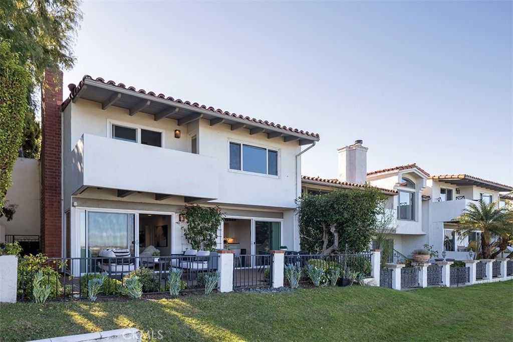 2175 Vista Entrada, Newport Beach, CA 92660 Main Photo
