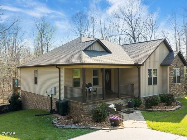 140 Eagle Crest Lane , Parsons, TN 38363