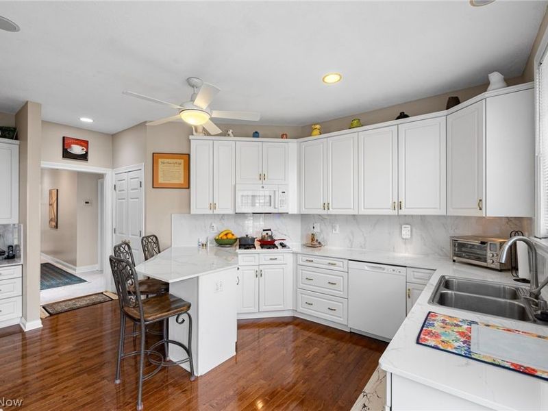 71 Haskell Drive, Bratenahl, OH 44108 Photo 12