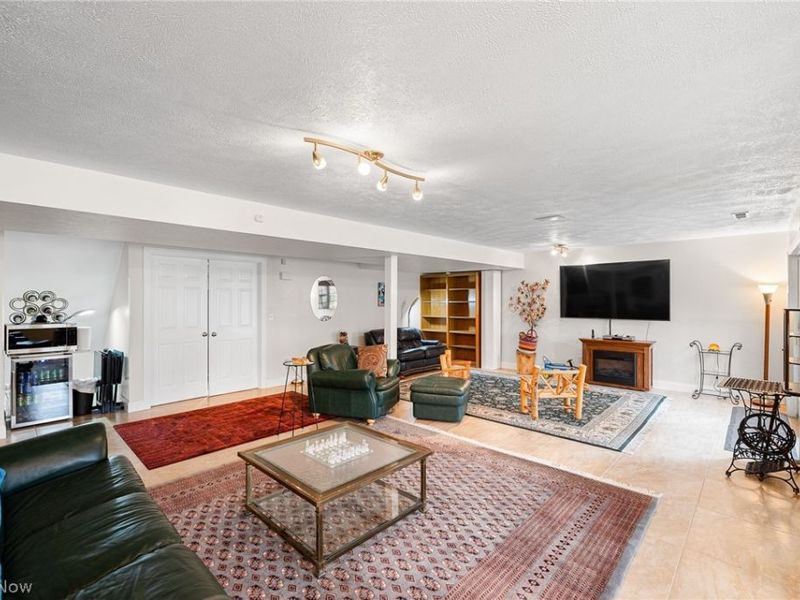 71 Haskell Drive, Bratenahl, OH 44108 Photo 31