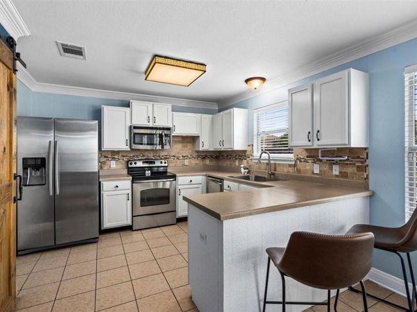 220 Wegstrom Street ST, Hutto, TX 78634