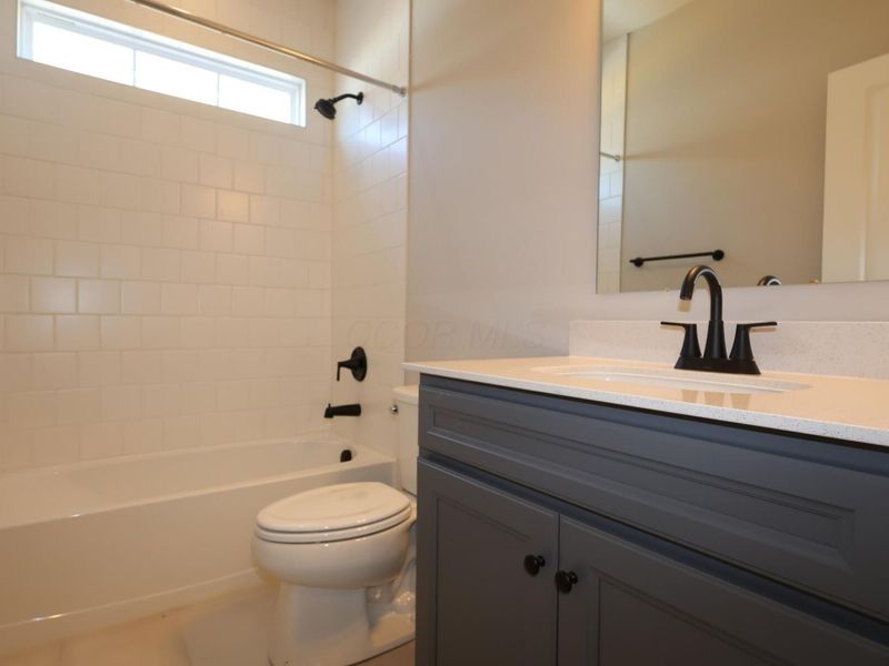 6956 Corsican Loop N, Hilliard, OH 43026 Photo 10