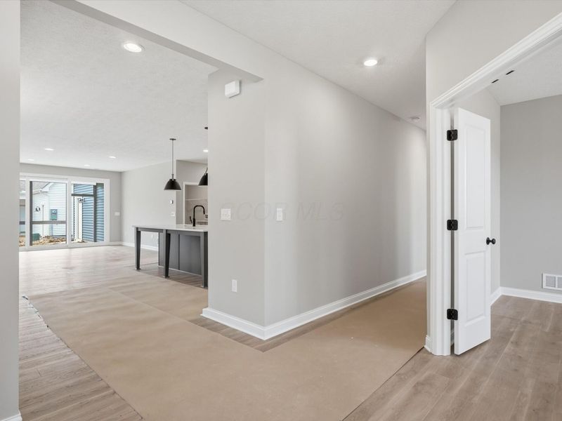 6956 Corsican Loop N, Hilliard, OH 43026 Photo 4