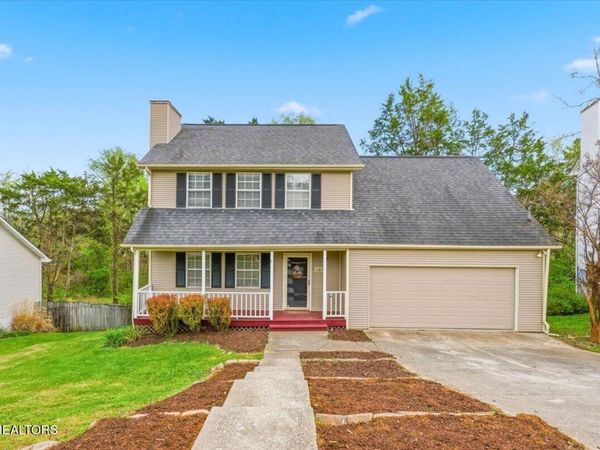 2004 Knoll Tree Drive, Knoxville, TN 37932