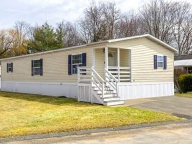 556 Central Street, Unit 141, Leominster, MA 01453