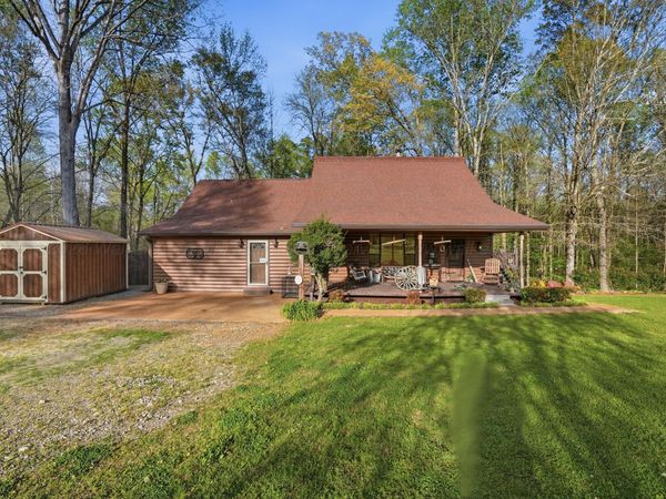 310 SUNRISE Ln, Jasper, AL 35504