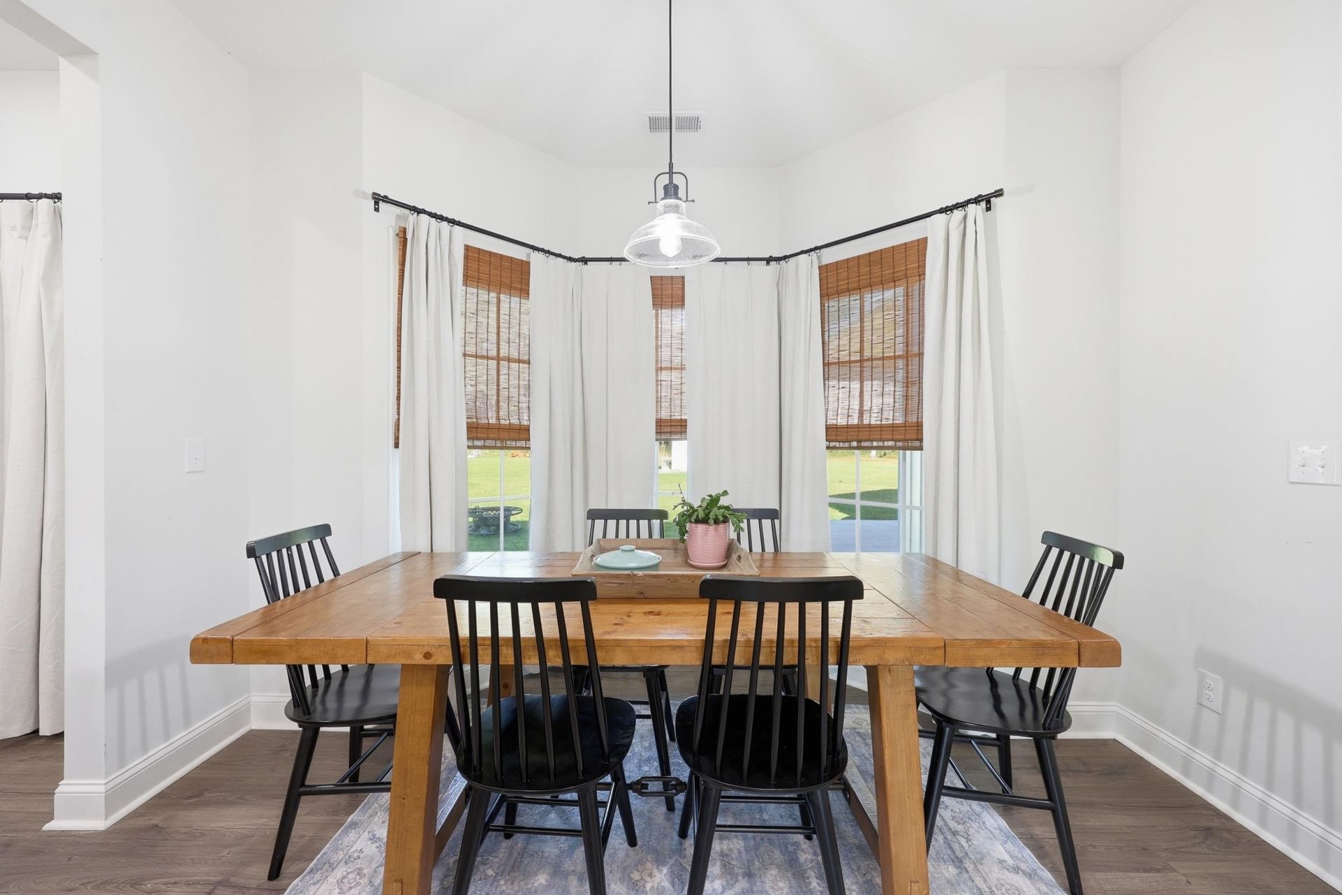 410 Miracle Ct  Photo 12